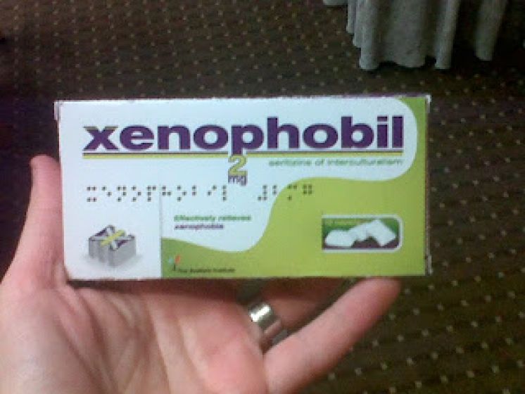 Xenophobil, ένα «φάρμακο» που ανακουφίζει από τα συμπτώματα της ξενοφοβίας (medlabgr.blogspot.com)